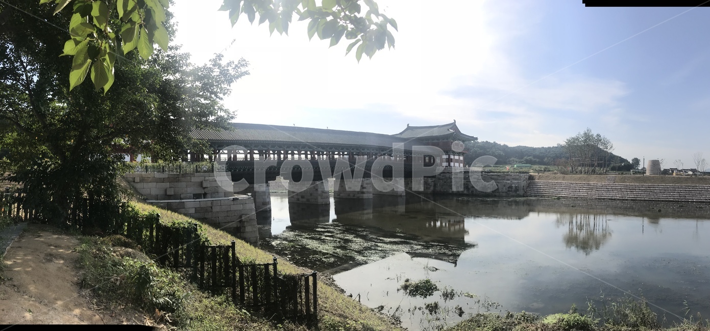 한국관광지,경주관광지,월정교,경주월정교,햇살,푸른하늘,쉼터,문화,시골풍경,문화,한국전통,한국문화,korean traditional,korean culture,랜드마크,landmark,tourist attraction,한국랜드마크,한국관광지,한국명소,korea landmark,korea tourist attraction,건축물,건물외관,exterior,building,structure,architecture,construction