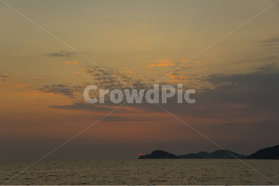을왕리해수욕장,중구,인천,한국,풍경,일출,노을,자연,바다,태양,자연,풍경,nature,landscape,한국자연풍경,한국자연경관,korea nature landscape,outdoors,옥외,land,땅,water,물,sea,ocean,대양,shoreline,해안선