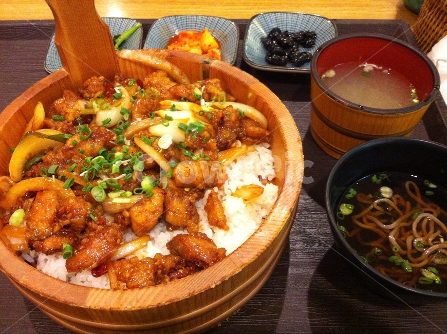 도시락,일본식,일본가정식,일본요리,고기덮밥,밥,한끼,음식,식재료,요리,food,cook,meal,dishes,food reserves,일식,일본음식,일본요리,Japanese food,Japanese dishes,Japanese meal,Japanese cook