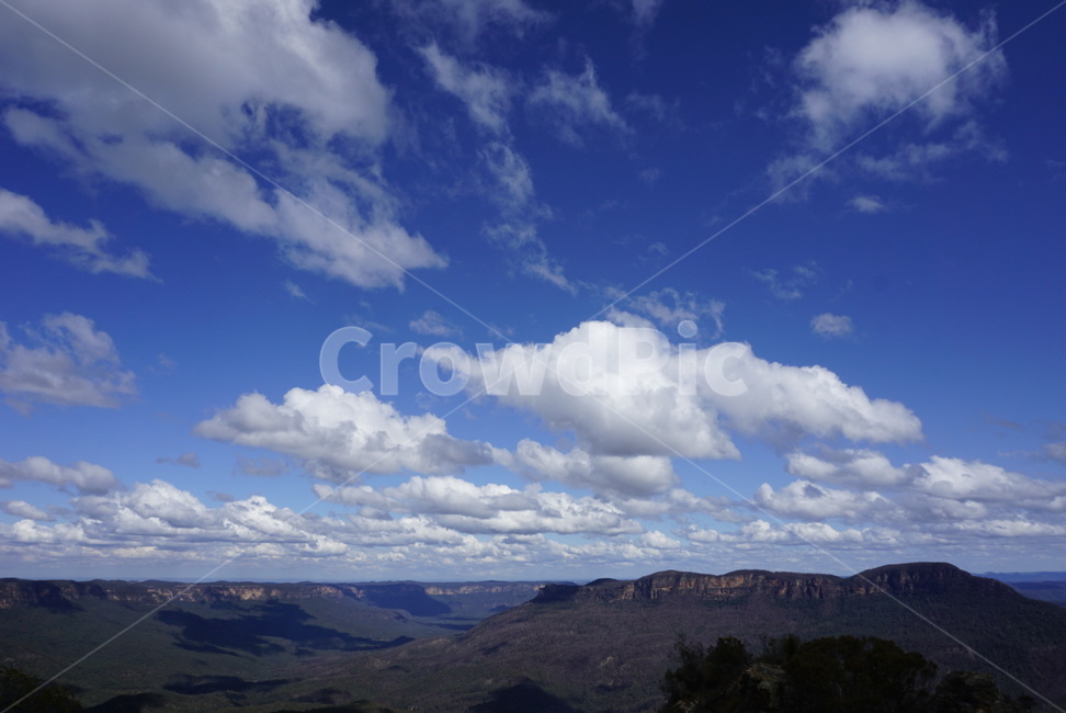 산,하늘,나무,자연,구름,자연,풍경,nature,landscape,해외,외국,세계,foreign,oversea,world,세계자연풍경,해외자연풍경,외국자연풍경,world nature landscape,outdoors,옥외,weather,날씨,sky,cumulus,적운,cloud,azure sky,푸른 하늘