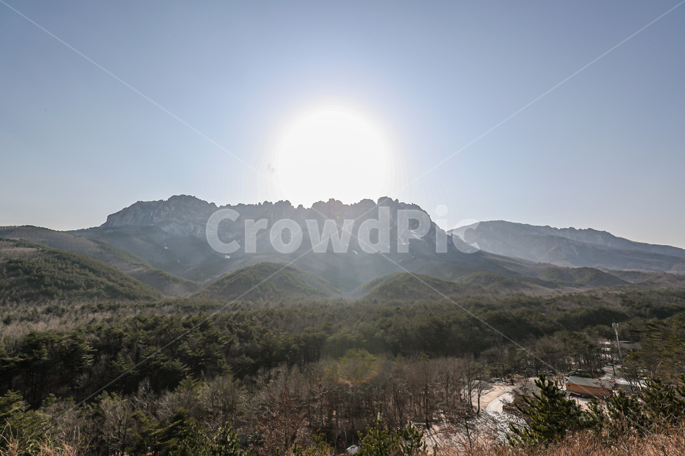 설악산,태양,산,풍경,자연,강원도,속초,안개,겨울,겨울산,산맥,빛,light,mountain,플레어,nature