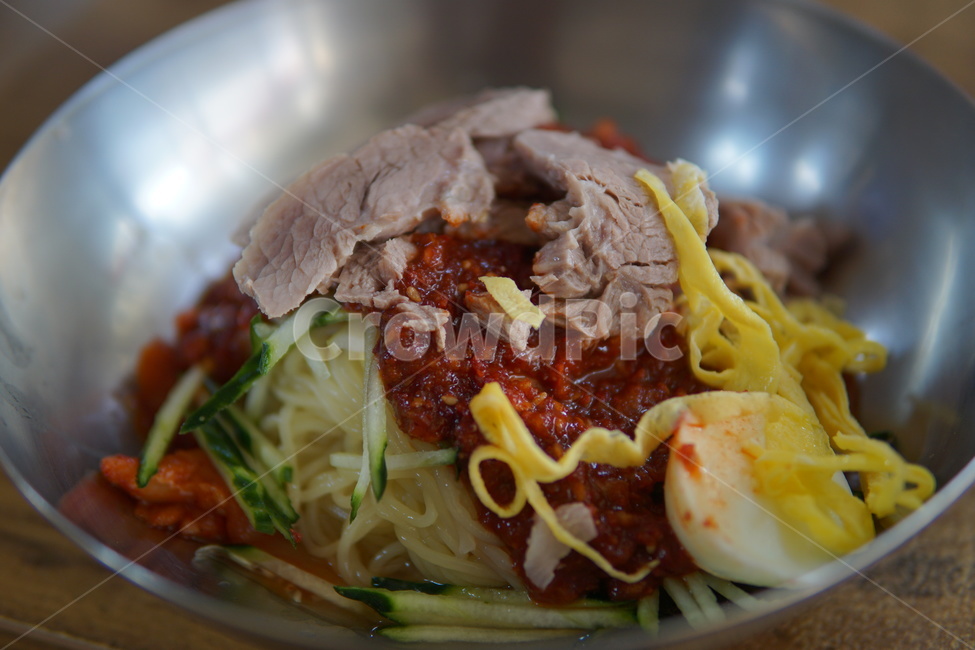 밀면,비빔밀면,물밀면,계란,달걀,음식,식재료,요리,food,cook,meal,dishes,food reserves,면류,면요리,noodles,한식,한국음식,한국요리,korean food,korean dishes,korean meal,korean cook