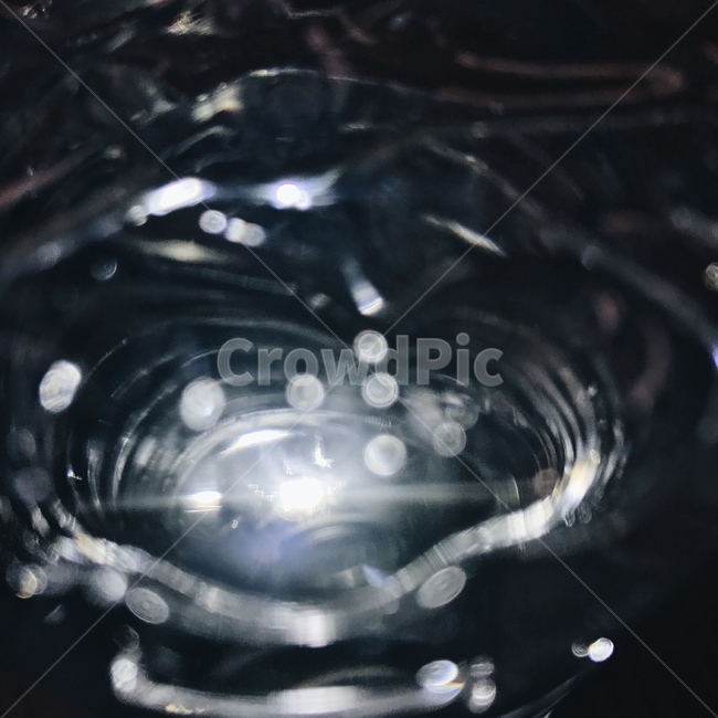 감성,원,조명,circle,플라스틱,waterbottle,물병,flashlight,텍스처,질감,패턴,texture,pattern