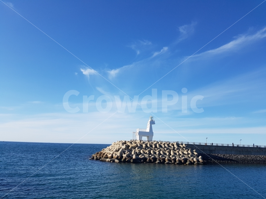 제주,바다,하늘,이호해수욕장,구름,말,조각상,등대,lighthouse,제주도,jeju,jeju island,outdoors,옥외,land,땅,nature,자연,sea,ocean,대양,water,물,shoreline,해안선