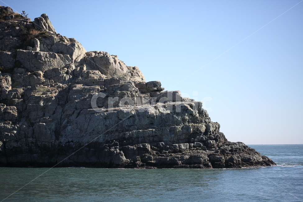 섬,바위섬,한려해상국립공원,바다,island,남해바다,거제해금강,자연,풍경,nature,landscape,한국자연풍경,한국자연경관,korea nature landscape,outdoors,옥외,cliff,낭떠러지,promontory,곶,water,물,sea,ocean,대양