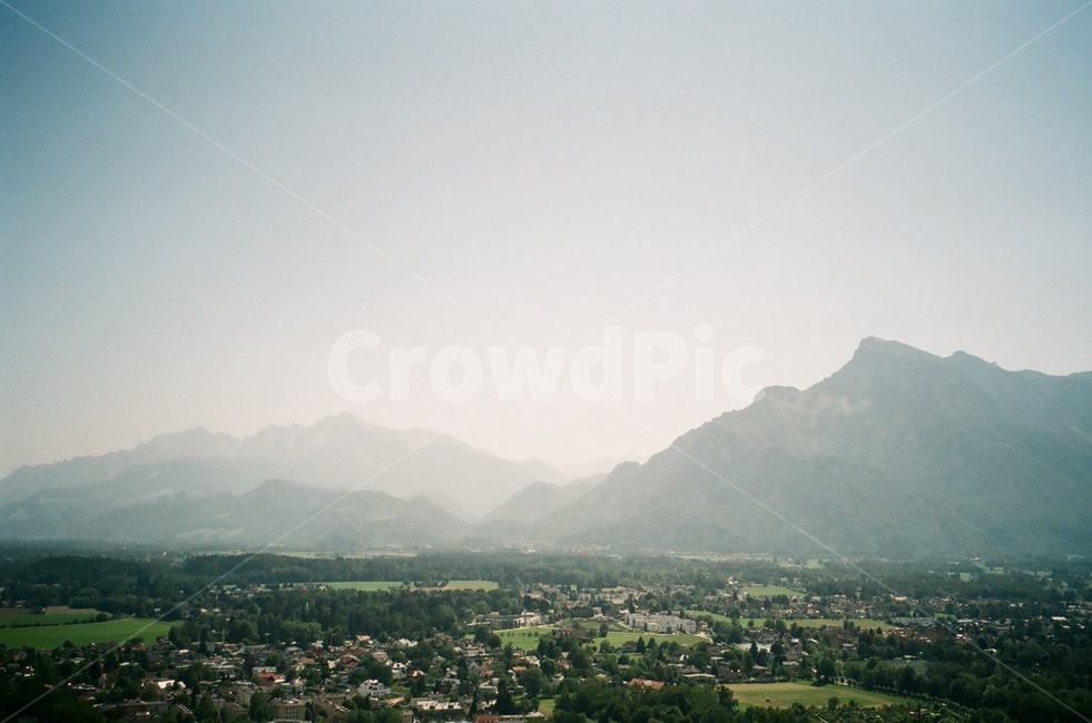 오스트리아,필름사진,산정상,흐린날,안개,초록색,자연,풍경,nature,landscape,해외,외국,세계,foreign,oversea,world,세계자연풍경,해외자연풍경,외국자연풍경,world nature landscape,outdoors,옥외,scenery,mountain,산,경치,mountain range,산맥