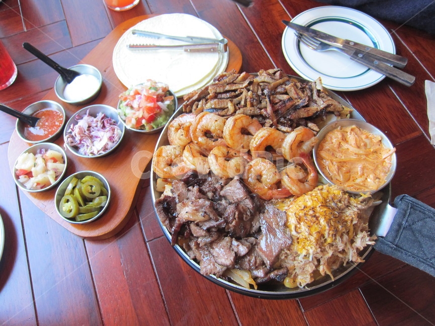 새우,또띠아,food,음식,dish,요리,식사,타코,멕시코음식,멕시칸음식,멕시코요리,고기,foodreserves,파히타,접시,포크,나이프,음식,식재료,요리,food,cook,meal,dishes,food reserves