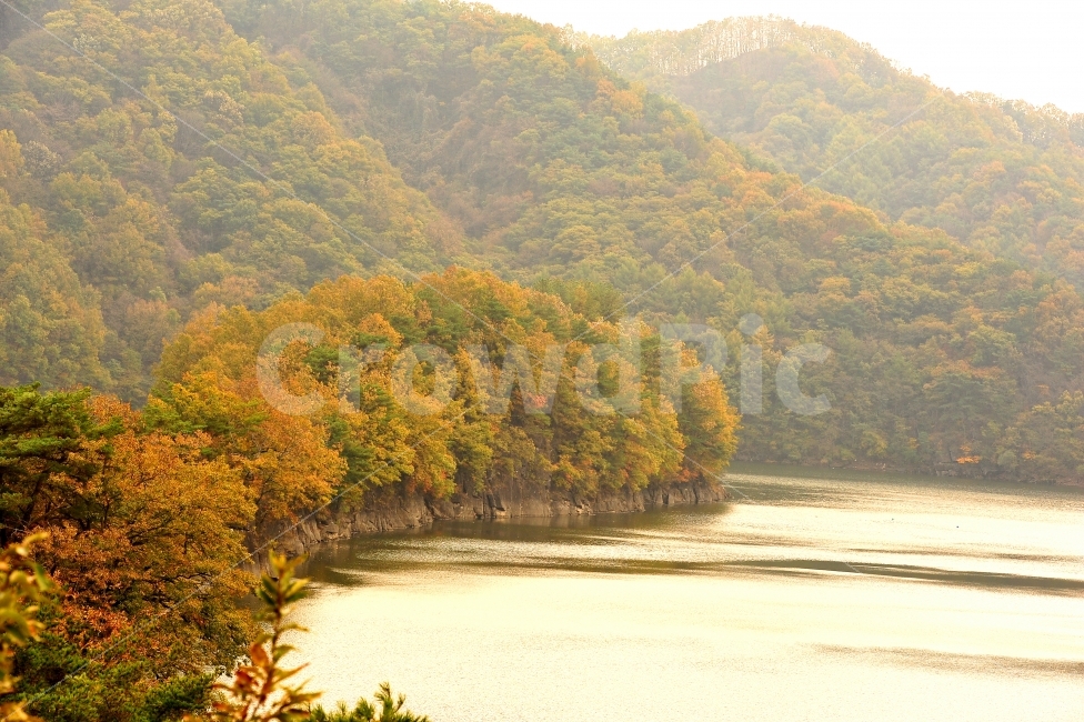 부소담악,가을,단풍,명소,여행,적벽,절경,자연,풍경,nature,landscape,한국자연풍경,한국자연경관,korea nature landscape,outdoors,옥외,land,땅,water,물,shoreline,해안선