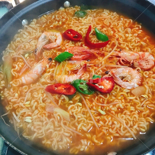 meal,식사,food,dish,요리,bowl,해산물,라면,noodle,seafood,shirimp,새우,음식,식재료,요리,food,cook,meal,dishes,food reserves,면류,면요리,noodles