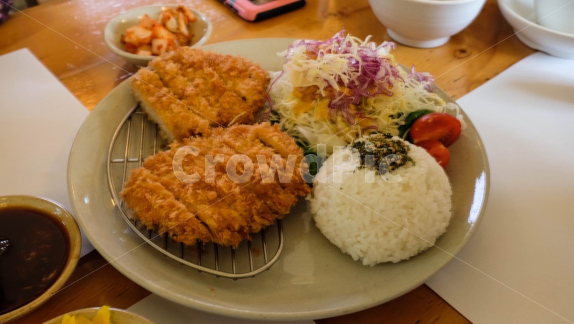 음식,돈가스,그릇,식당,요리