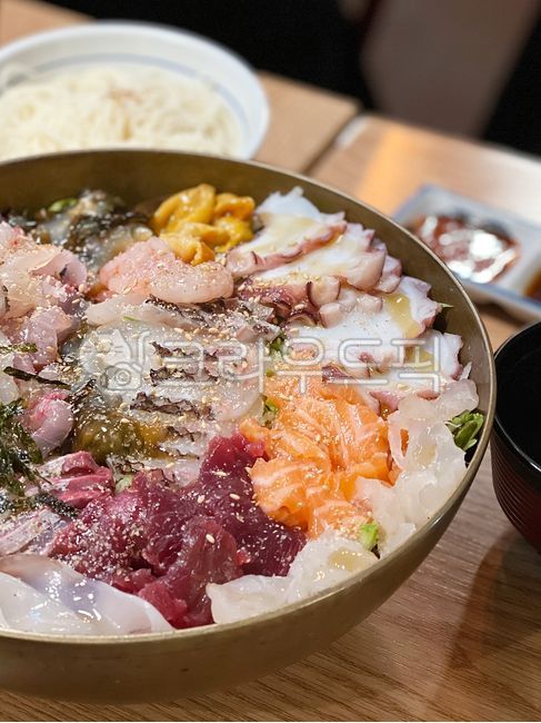 물회,포항물회,물회정식,회,횟집,음식,식사,food,meal,접시,dish,그릇,식재료,요리,cook,bowl