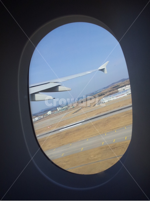 비행기,비행기이륙전,비행기안,비행기밖,랜딩,window,창문,porthole