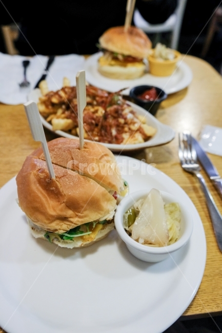 음식,햄버거,양식,맛집,배고픔,맛있다,맛난다,수제버거,디저트,이태원,음식,식재료,요리,food,cook,meal,dishes,food reserves,빵,bread,양식,서양음식,서양요리,western food,western dishes,western meal,western cook