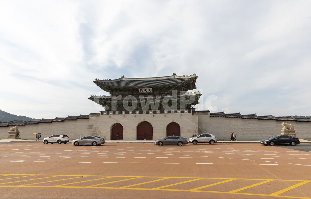 광화문,고궁,서울,경복궁,문화유적지,전통건축물,한국전통,한국문화,korean traditional,korean culture,랜드마크,landmark,tourist attraction,한국랜드마크,한국관광지,한국명소,korea landmark,korea tourist attraction,건축물,건물외관,exterior,building,structure,architecture,construction