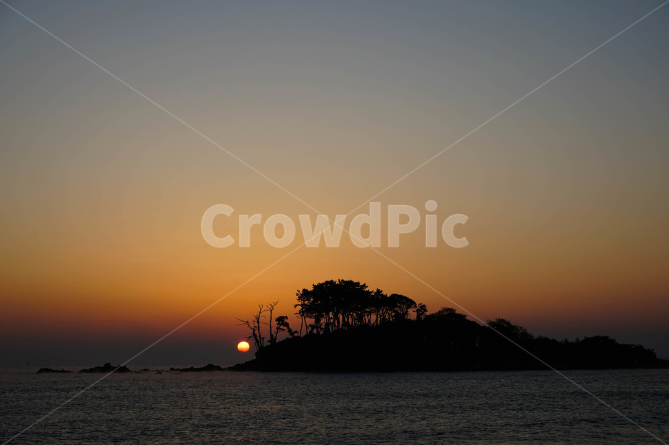 일출,해돋이,여명,바다,동해,풍경,새벽빛,태양,자연,풍경,nature,landscape,outdoors,옥외,dusk,황혼,sunset,일몰,dawn,새벽,sky,하늘,red sky,붉은 하늘