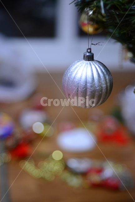 크리스마스,트리,장식,구슬,Christmas,ball,decoration,성탄절,겨울,계절,winter,season,기념일,축하,anniversary,congratulation,celebrate,celebration,메리크리스마스,성탄절,merry christmas,사물,물건,오브젝트,thing,object,matter
