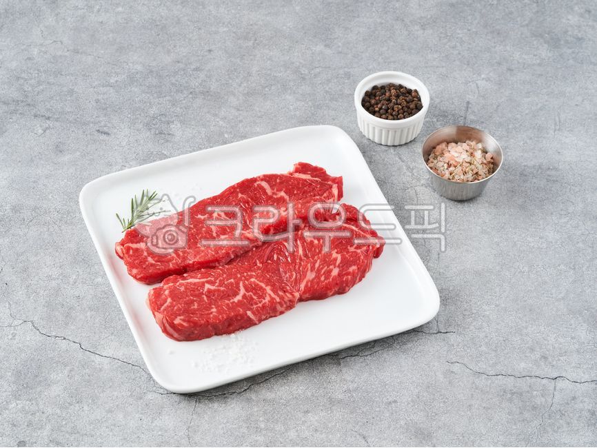 소고기,한우,국내산한우,채끝살,채끝살스테이크,steak,스테이크,미국산채끝살,호주산채끝살,미국산소고기,호주산소고기,food,음식,육류,고기,meat