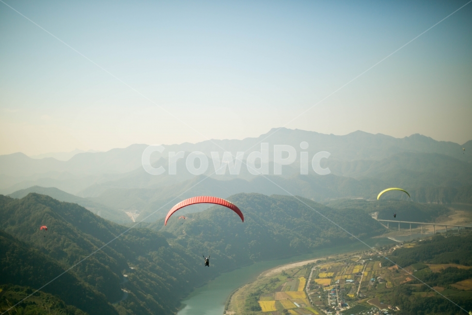 비행,패러글라이딩,창공,하늘,비상,paragliding,fly,sky,대한민국,방방곡곡,날다,하늘을날다,떠오르다,자연,풍경,nature,landscape,한국자연풍경,한국자연경관,korea nature landscape,사람들,대중,군중,other people,crowd,스포츠,레저,운동,sports,leisure,exercise,감성,sensible,feeling,adventure,모험,leisure activities,레저 활동,gliding,활공