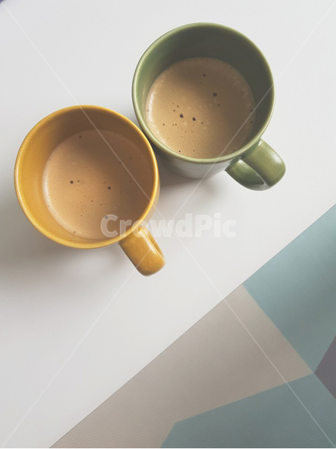 컵,머그컵,칼라,노랑,초록,커피,노랑색,초록색