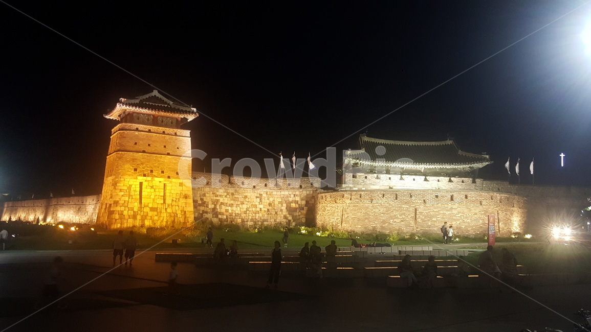 수원화성,화서문,세계문화유산,서북공심돈,성곽,야경,밤,풍경,nightscape,night,landscape,한국전통,한국문화,korean traditional,korean culture,랜드마크,landmark,tourist attraction,한국랜드마크,한국관광지,한국명소,korea landmark,korea tourist attraction,건축물,건물외관,exterior,building,structure,architecture,construction