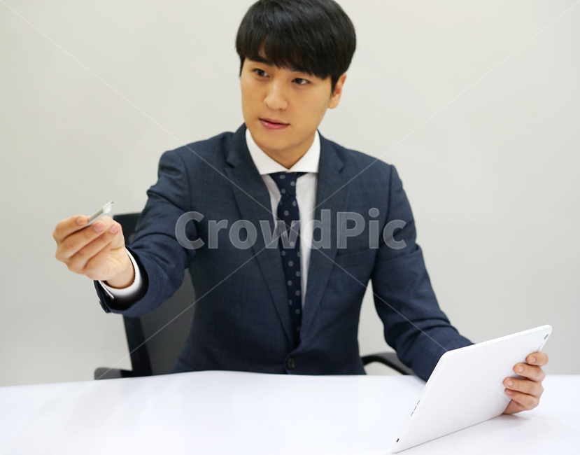 남자,남성,비즈니스,신입사원,직장인,회사원,사무실,업무,스트레스,양복,정장,work,사회생활,직장생활,사람,인물,인간,human,person,남성,남자,man,male,산업,industry,industrial,비즈니스,사업,business,service,work
