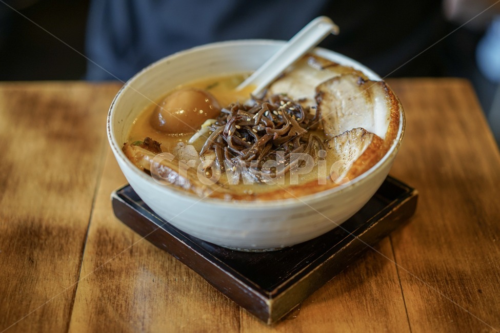 라멘,일본음식,면류,면요리,국물,음식,식재료,요리,food,cook,meal,dishes,food reserves,면류,면요리,noodles,일식,일본음식,일본요리,Japanese food,Japanese dishes,Japanese meal,Japanese cook