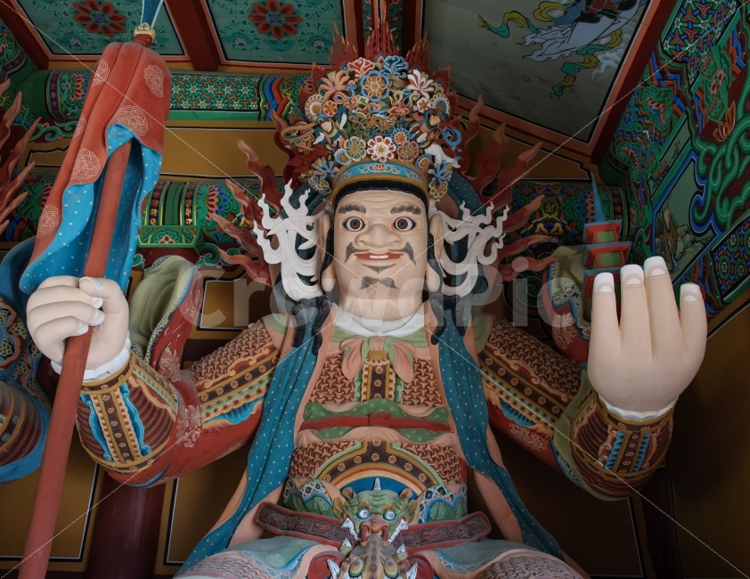 사천왕,사천왕상,도량,사찰,문화유산,배경,전통,절,경치,조용,정적인,건물,건축,보전,오래된,목조,문화,역사,한국,동양,문화재,단청,화려,위엄,광목천왕,종교,조각상,동상,석상,조형물,statue,bronze statue,stone statue,종교,신앙,religion,belief,faith