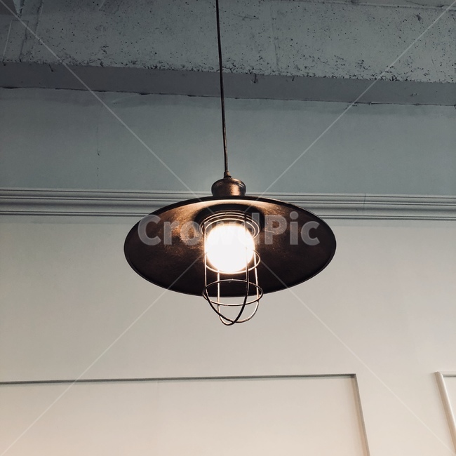 lightfixture,전등,조명,빈티지,old,place,장식,인테리어,심플
