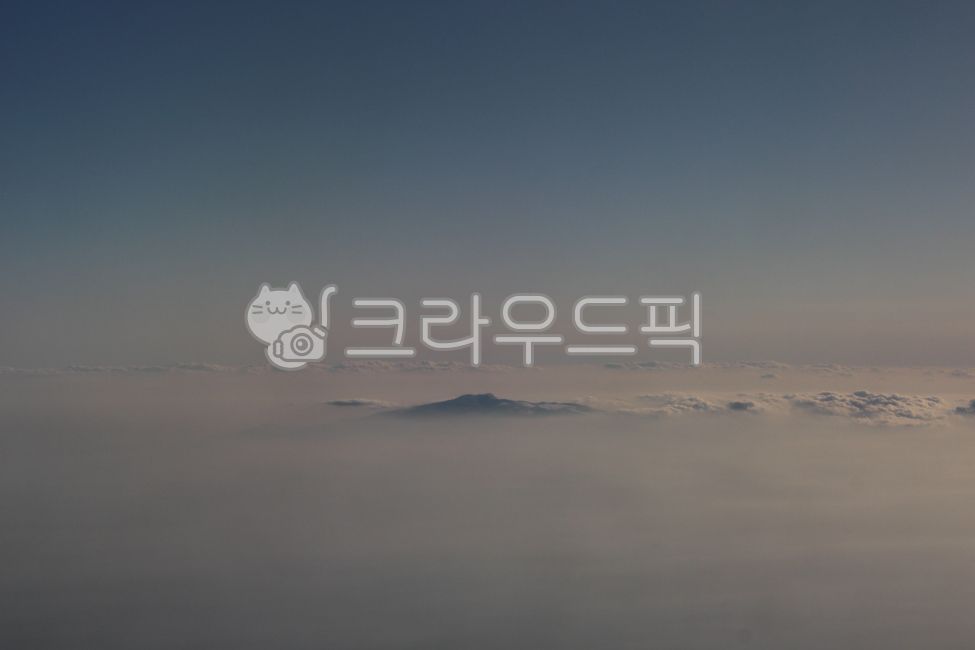 하늘,구름,하늘풍경,푸른하늘,흰구름,하늘위,하늘에서,구름위