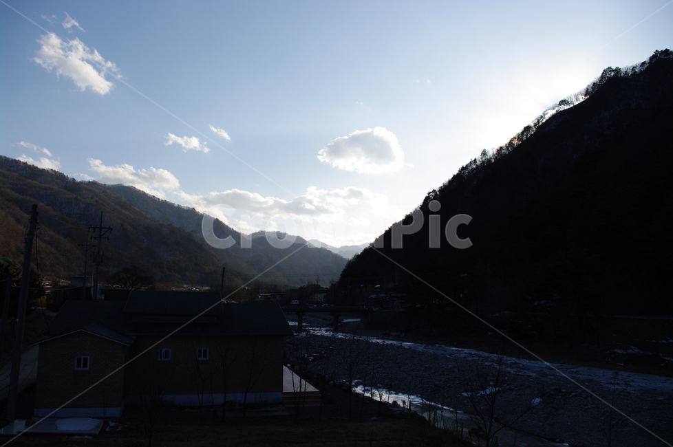 하늘,산,구름,풍경,겨울,자연,풍경,nature,landscape,시골,마을,country,rural,town,outdoors,옥외,mountain,mountain range,산맥