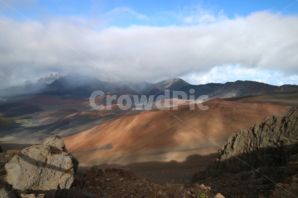 하와이,할레아칼라,분화구,구름,산,풍경,hawaii,자연,풍경,nature,landscape,해외,외국,세계,foreign,oversea,world,세계자연풍경,해외자연풍경,외국자연풍경,world nature landscape,outdoors,옥외,plateau,고원