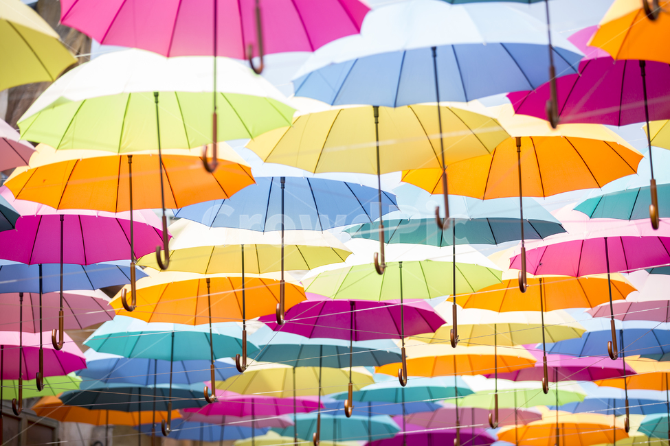 우산,조형물,색깔,엄브렐러,umbrella,노랑색,파랑색,색깔,색상,색채,색감,color sense,color sensitivity,feeling of color,사물,물건,오브젝트,thing,object,matter