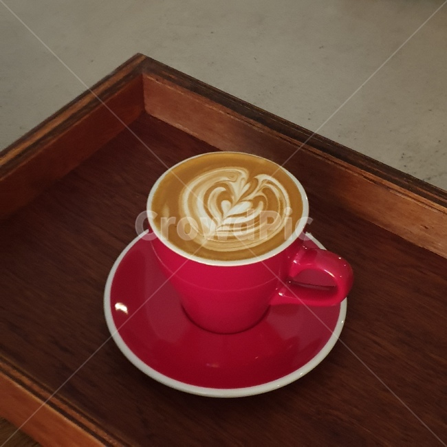 커피잔,빨간컵,라떼아트,coffeecup,redcup,latteart,heartshape,커피,카페,coffee,cafe
