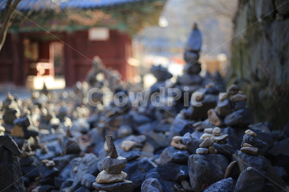 돌탑,사찰,소원,연등,불교,석가탄신일,초파일,종교,신앙,religion,belief,faith