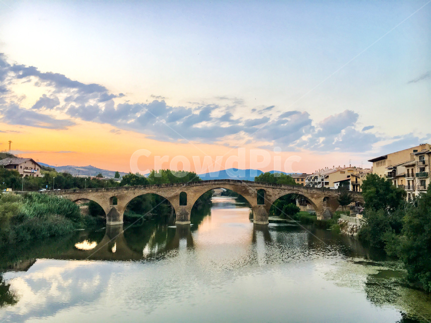 architecture,건축물,water,물,옥외,outdoors,산티아고순례길,산티아고,순례길,순례,camino,caminodesantiago,다리,bridge,elpuente,puentelareina,여왕의다리,스페인,españa,spain,풍경,해질녘,pilgrim,peregrino