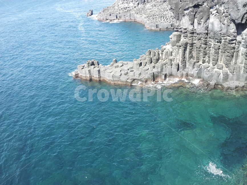 주상절리,제주도,주상절리대,서귀포,관광지,자연,풍경,nature,landscape,한국자연풍경,한국자연경관,korea nature landscape,제주도,jeju,jeju island,promontory,곶,outdoors,옥외,cliff,낭떠러지,land,땅
