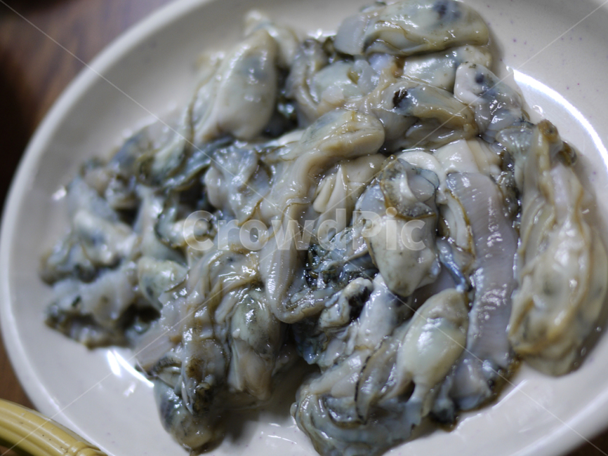 싱싱한굴,굴,굴회,싱싱한해산물,횟집굴,음식,식재료,요리,food,cook,meal,dishes,food reserves,수산물,해산물,fishery products,seafood