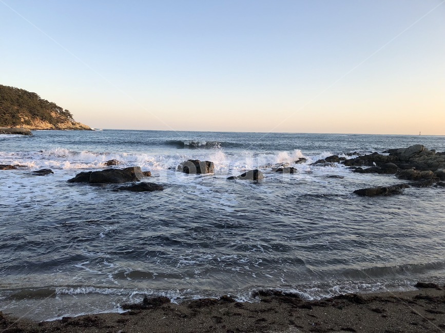 바다,여름,파도,해변,계절,힐링,자연,풍경,nature,landscape,해변,바다,beach,sea,ocean,대양,outdoors,옥외,water,물,promontory,곶