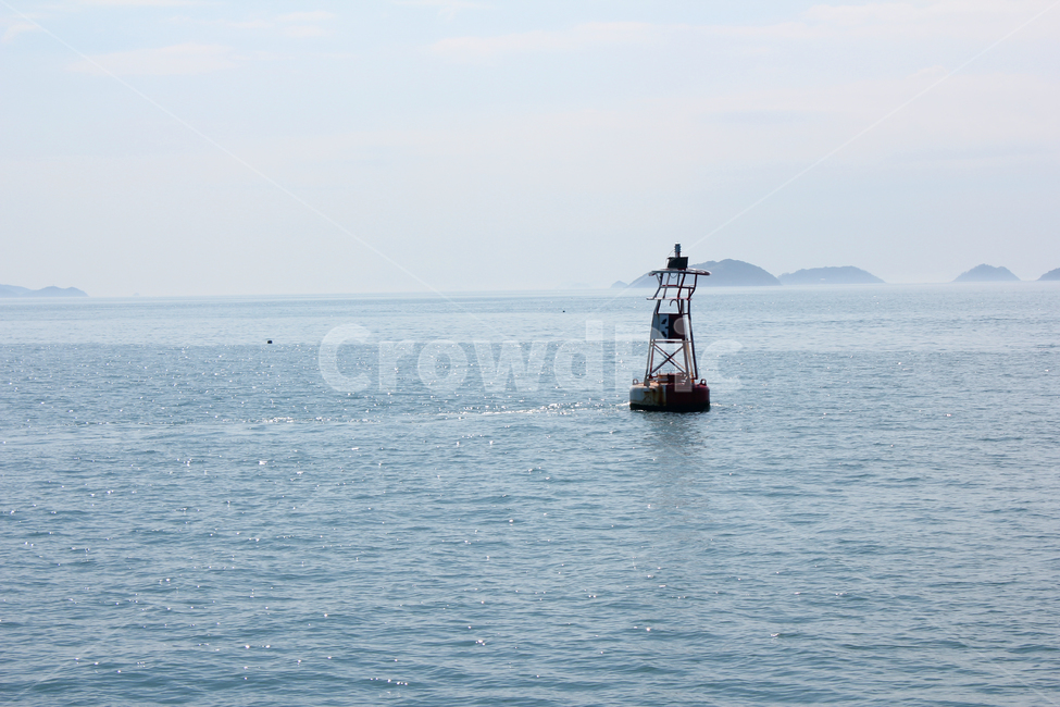 beach,blue,coast,coastline,day,far,island,mountain,nature,ocean,sea,sky,water,wave,하늘,파랑,블루,먼산,산,섬,바다,물결,푸른바다,풍경,자연,낮,파란색,물,바닷물,반짝임,부표
