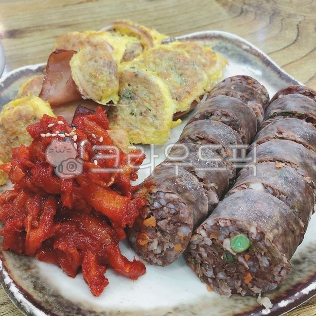 Assorted Sundae,Abai Sundae,snack,Squid Sundae,Sokcho,sundae,food