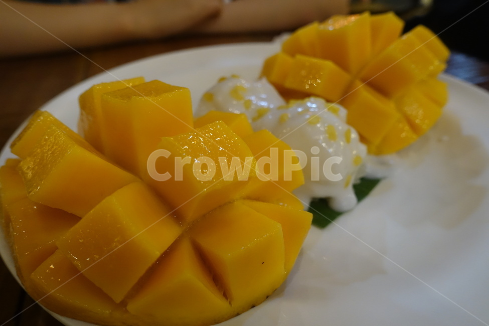 망고,망고스티키라이스,스티키라이스,mango,mangostickyrice,stickyrice,음식,식재료,요리,food,cook,meal,dishes,food reserves,과일,열매,fruit