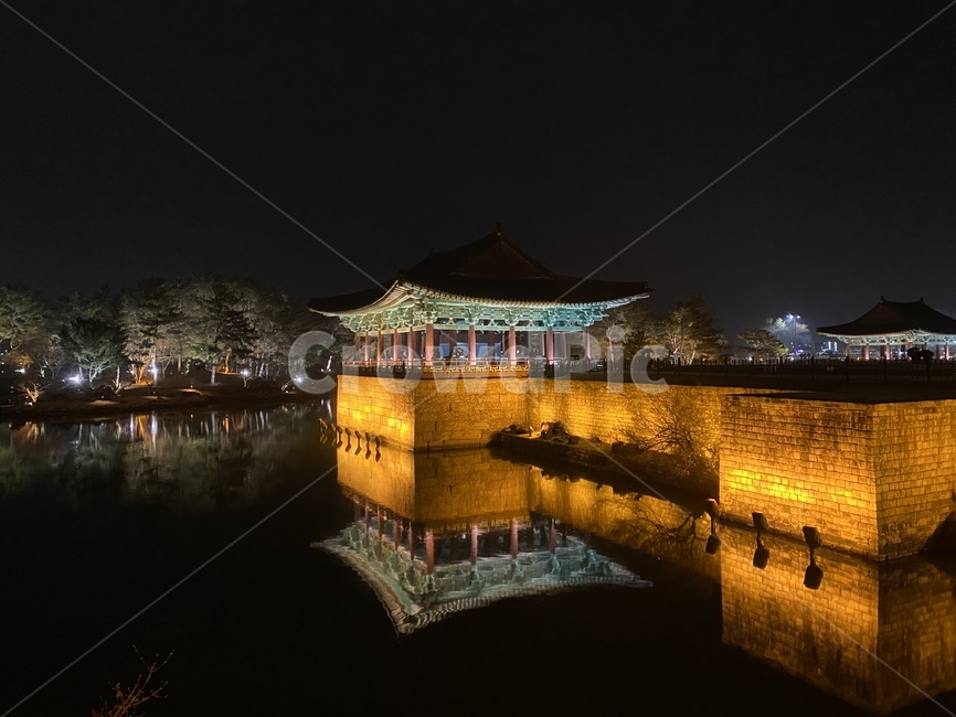 야경,경주,안압지,동궁과월지,밤,밤풍경,풍경,신라유적지,한국전통,전통,문화유적,architecture,건축물,누각,랜드마크,한국랜드마크