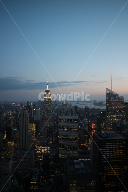 미국,뉴욕,전망,전망대,전경,경치,노을,해질녘,city,시티,urban,어반,town,도시,building,건물,metropolis,중심지,tower,탑,steeple,뾰족한 탑,architecture,건축물,spire,첨탑,office building,사무실 건물,nature,자연,outdoors,옥외,야경,밤,풍경,nightscape,night,landscape,세계도시풍경,해외도시풍경,외국도시풍경,world cityscape
