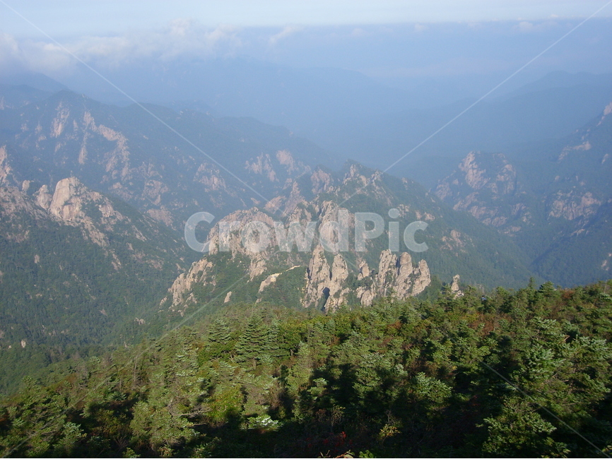산,등산,하늘,산맥,나무,자연,풍경,nature,landscape,한국자연풍경,한국자연경관,korea nature landscape,outdoors,옥외,tree,plant,식물,abies,아비,fir,전나무,mountain