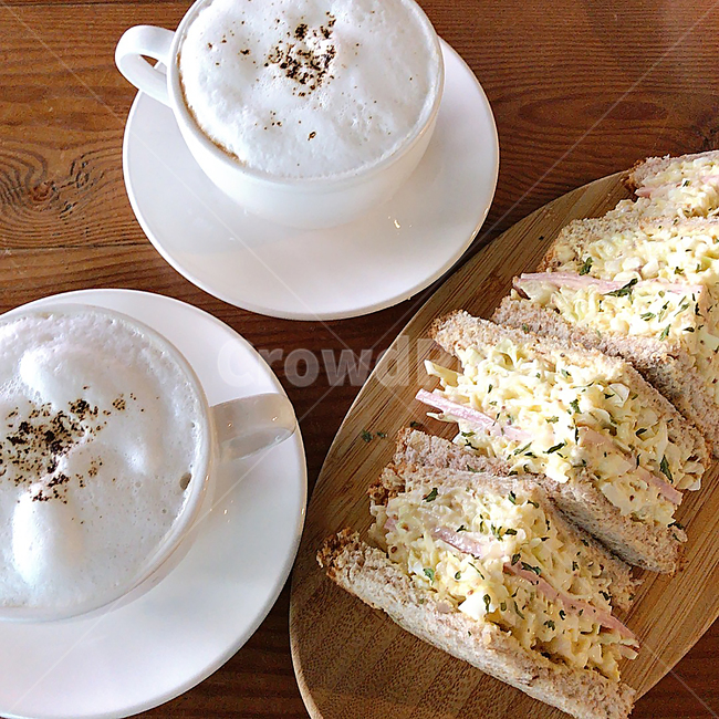 coffee,cafe,latte,caffeine,cafelatte,sandwich,brunch,커피,카페,라떼,카푸치노,cappuccino,카페인,카페라떼,샌드위치,브런치,pottery,아침식사,조식,브런치,breakfast,brunch,커피,카페,coffee,cafe