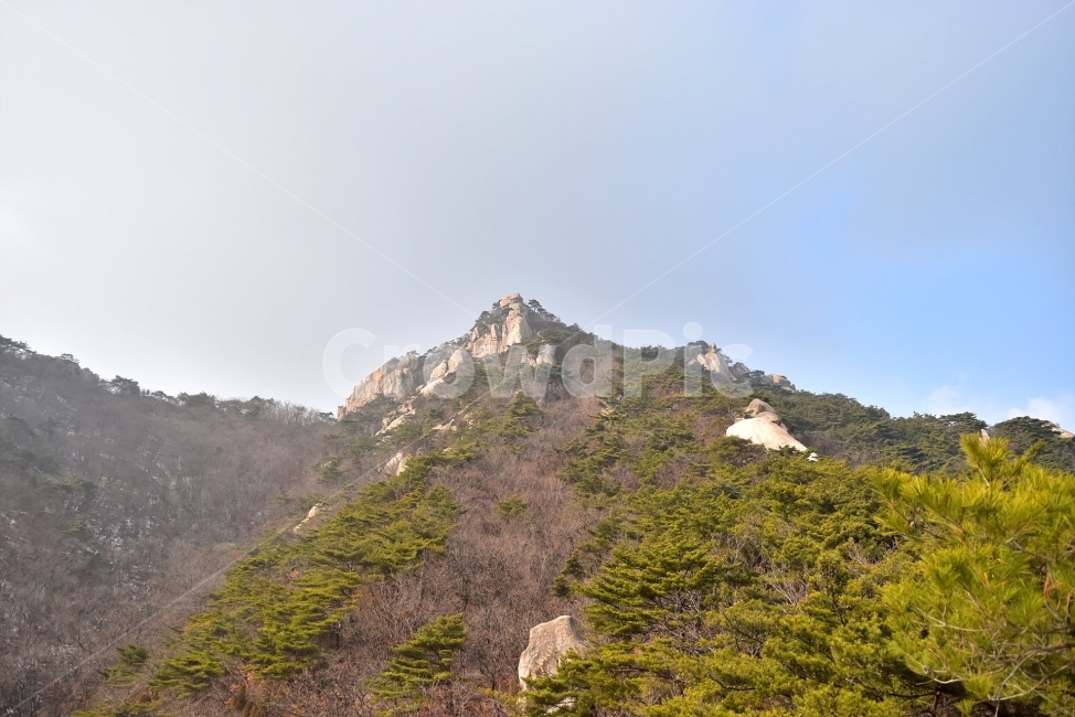 도봉산,풍경,자연,국립공원,서울,도심지,명산,겨울,힐링,산행지,국내여행,자연풍경,산사진,기암,바위,기암절경,Seoul,Korea,National,Park,비경,산행,등산,트레킹,100대명산,바위산,오봉,우이암,선만자,주봉,암릉,사진,감성,장관,조망,자연,풍경,nature,landscape,한국자연풍경,한국자연경관,korea nature landscape,outdoors,옥외