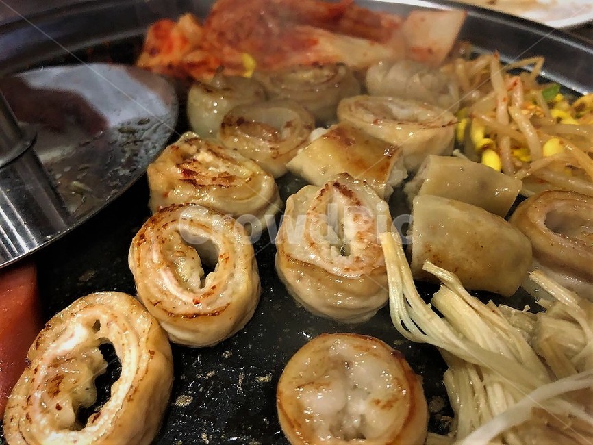 막창,철판,곱,연기,지글지글