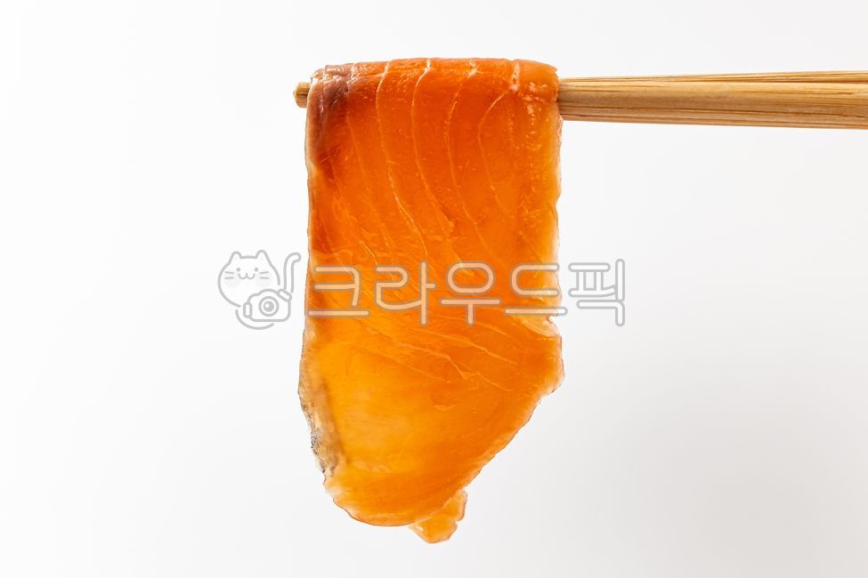 훈제연어,연어,훈제,훈제음식,해산물,슬라이스,슬라이스훈제연어,생선,음식,식사,식품,식료품,재료,식재료,음식재료,클로즈업,향이좋은,부드러운,음식,식재료,요리,food,cook,meal,dishes,food reserves