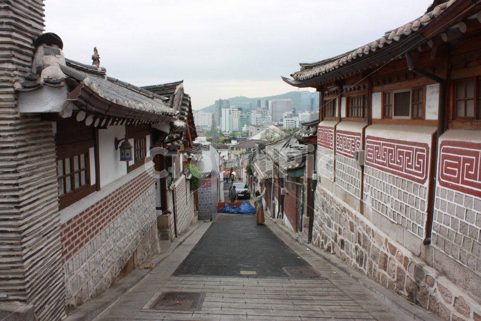 삼청동,거리,한옥,한옥거리,서울,한국,전통,돌담,벽,한국문화,한옥마을,역사,감성,koreaculture,길거리