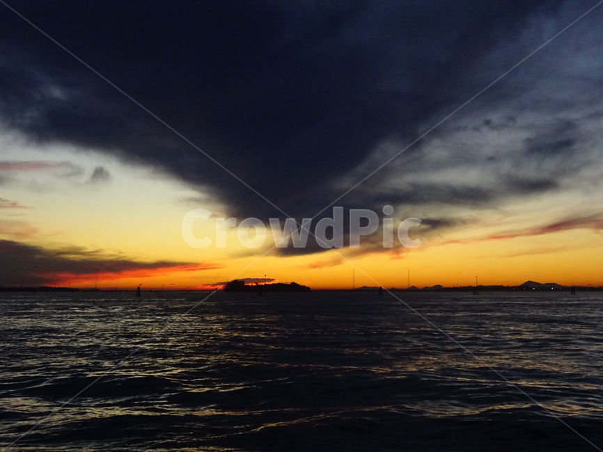 노을,하늘,폭풍전야,폭풍,일몰,자연,황홀,붉은하늘,nature,outdoors,dusk,sunset,dawn,sky,redsky,붉은노을